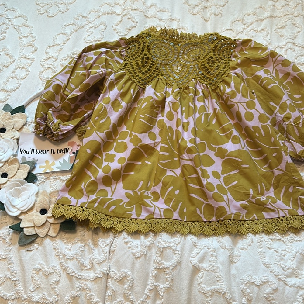 Sundance Chartreuse and Pink Blouse with Romantic Billowy Sleeves. Size S - Picture 6 of 7